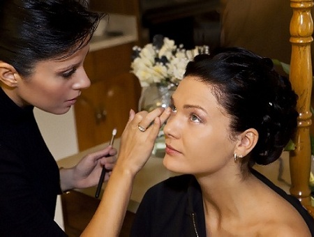 Winnipeg makeup artist, tanya